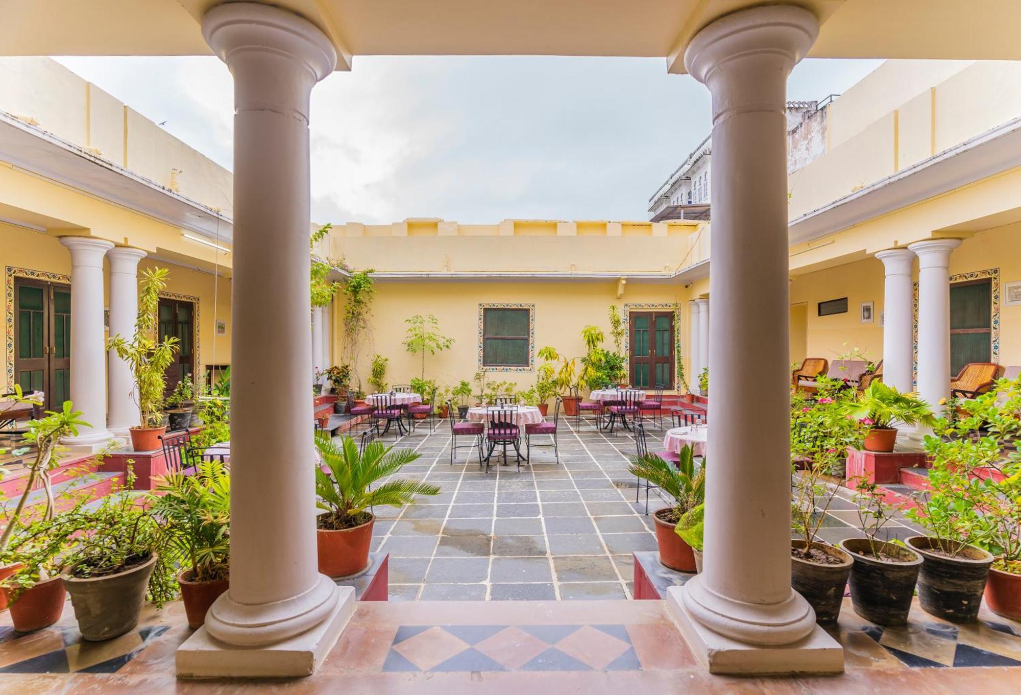 Kalyan Villa Homestay Udaipur Ngoại thất bức ảnh