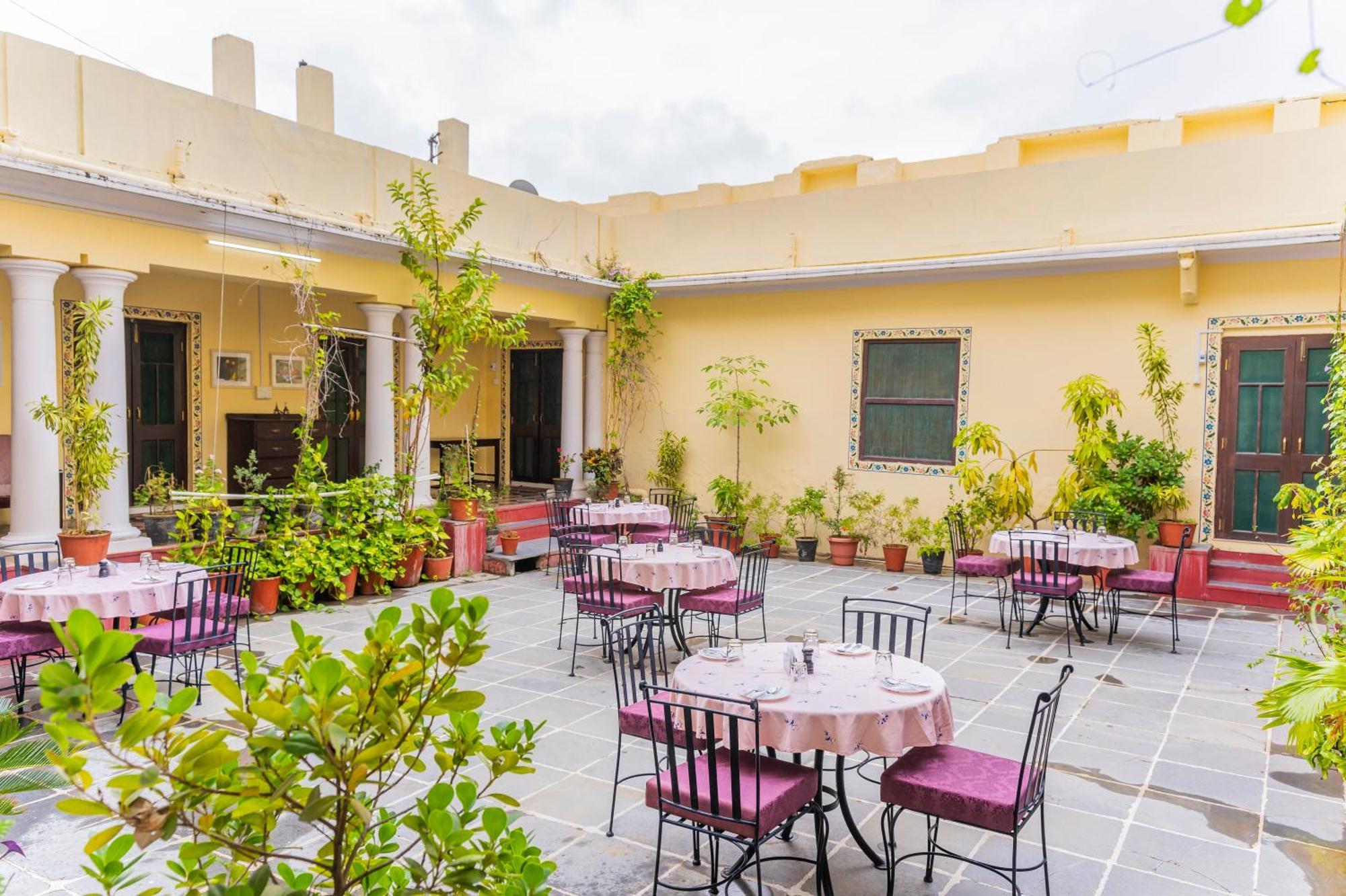 Kalyan Villa Homestay Udaipur Ngoại thất bức ảnh