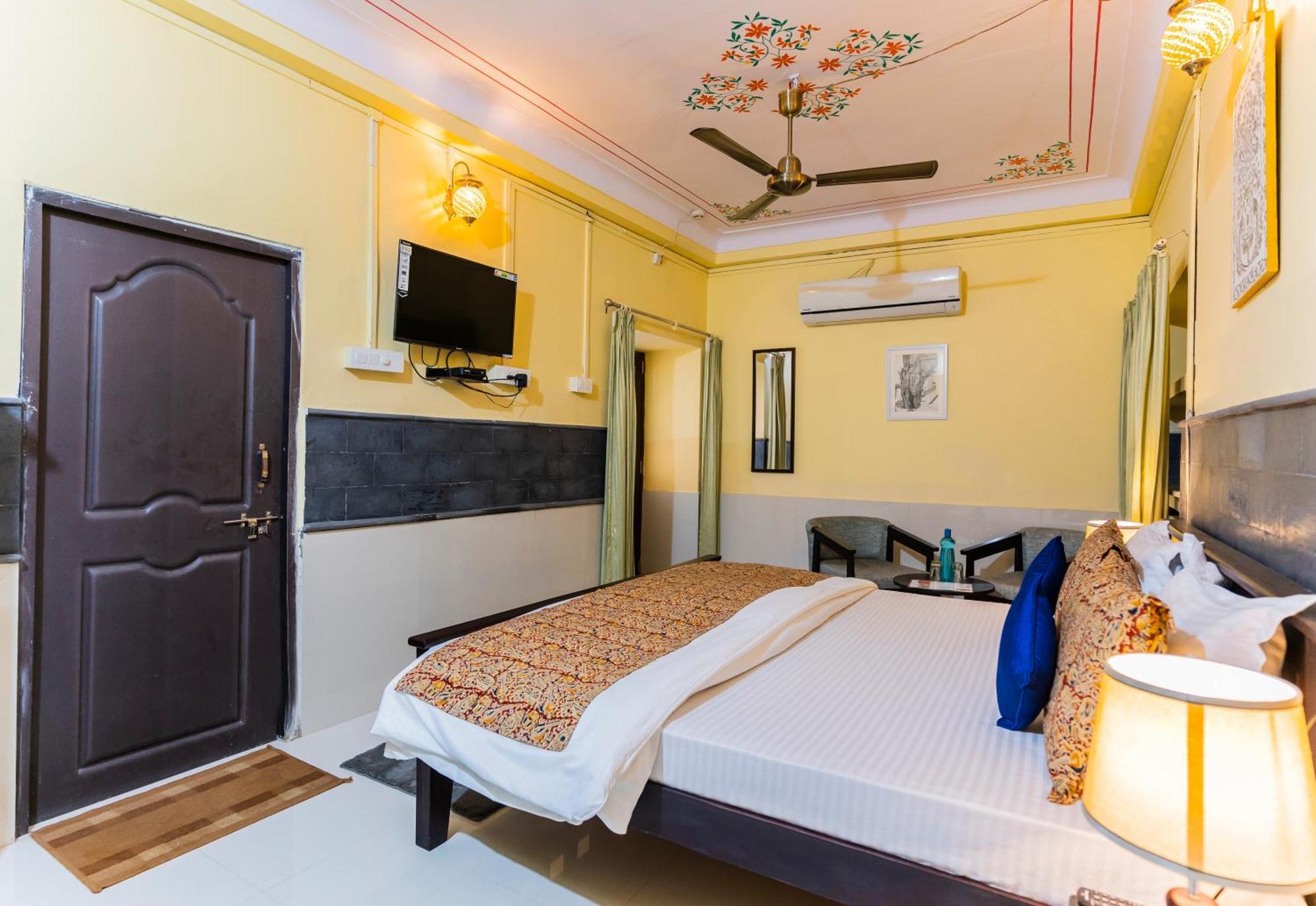 Kalyan Villa Homestay Udaipur Ngoại thất bức ảnh